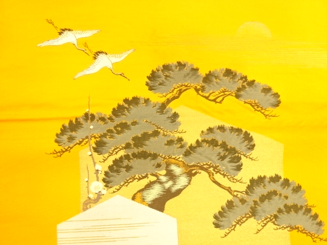 アンティーク　綴れ松竹梅に鶴模様織出し帛紗2枚セット